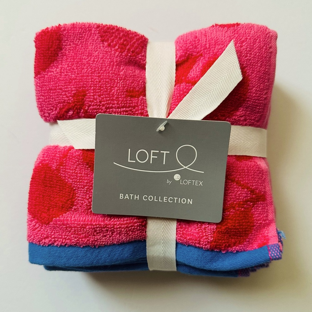 🎁4PC LOFT Wash Cloth Set - 4 Pieces - Cotton - CHERRIES PINK RED